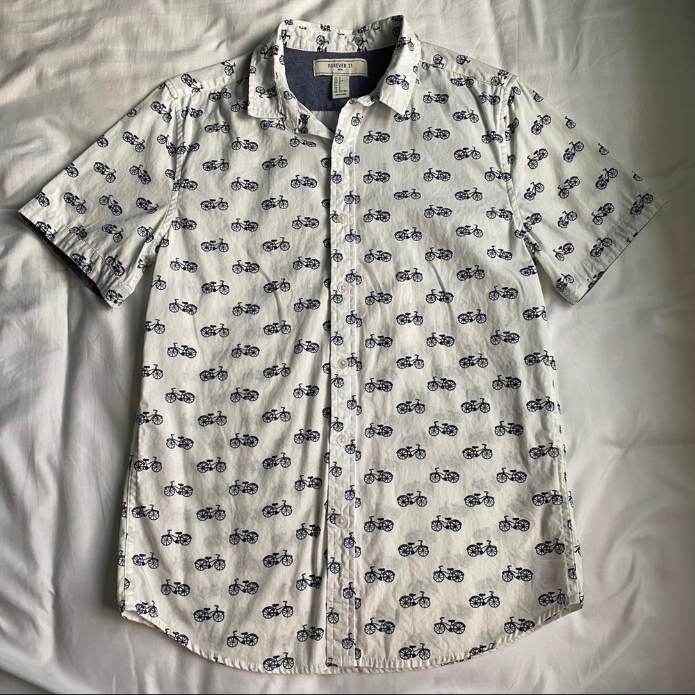 🍃F21 Men’s White Bicycle Button Down🍃